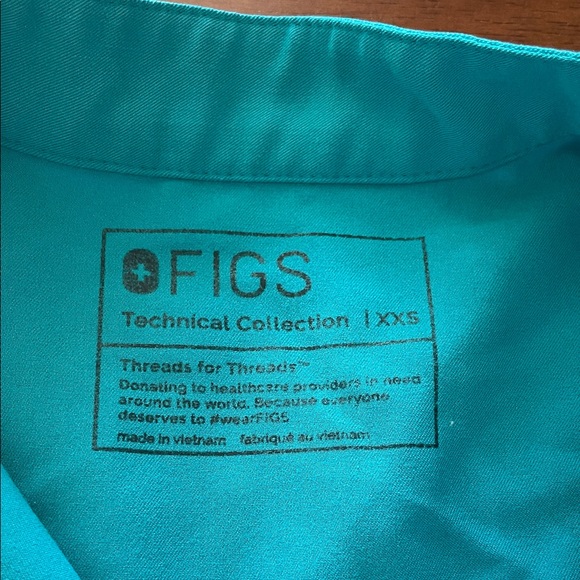 Figs Teal V-Neck Medical Scrub Top - Picture 2 of 4